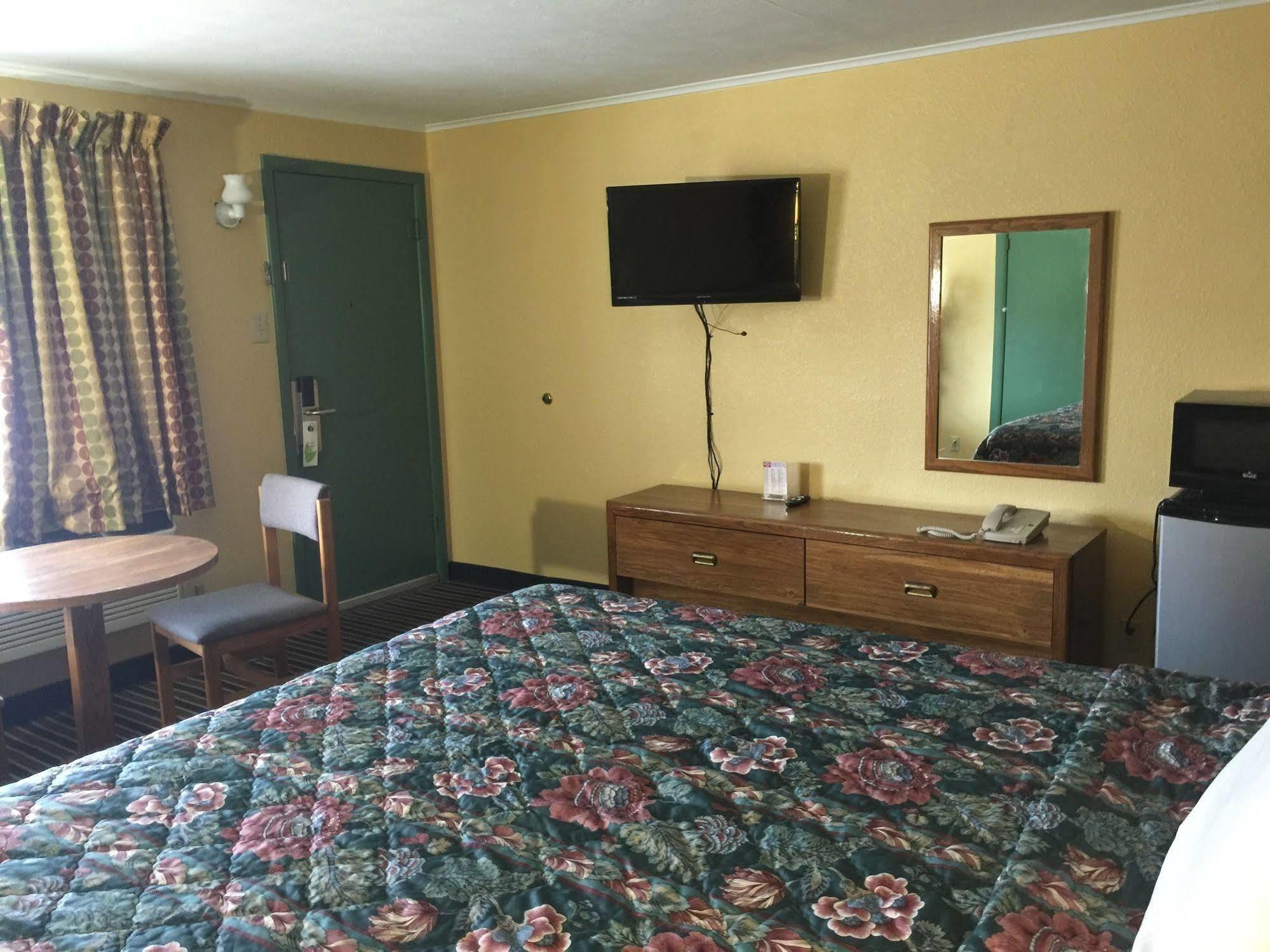 Family Budget Inn Харисън Екстериор снимка
