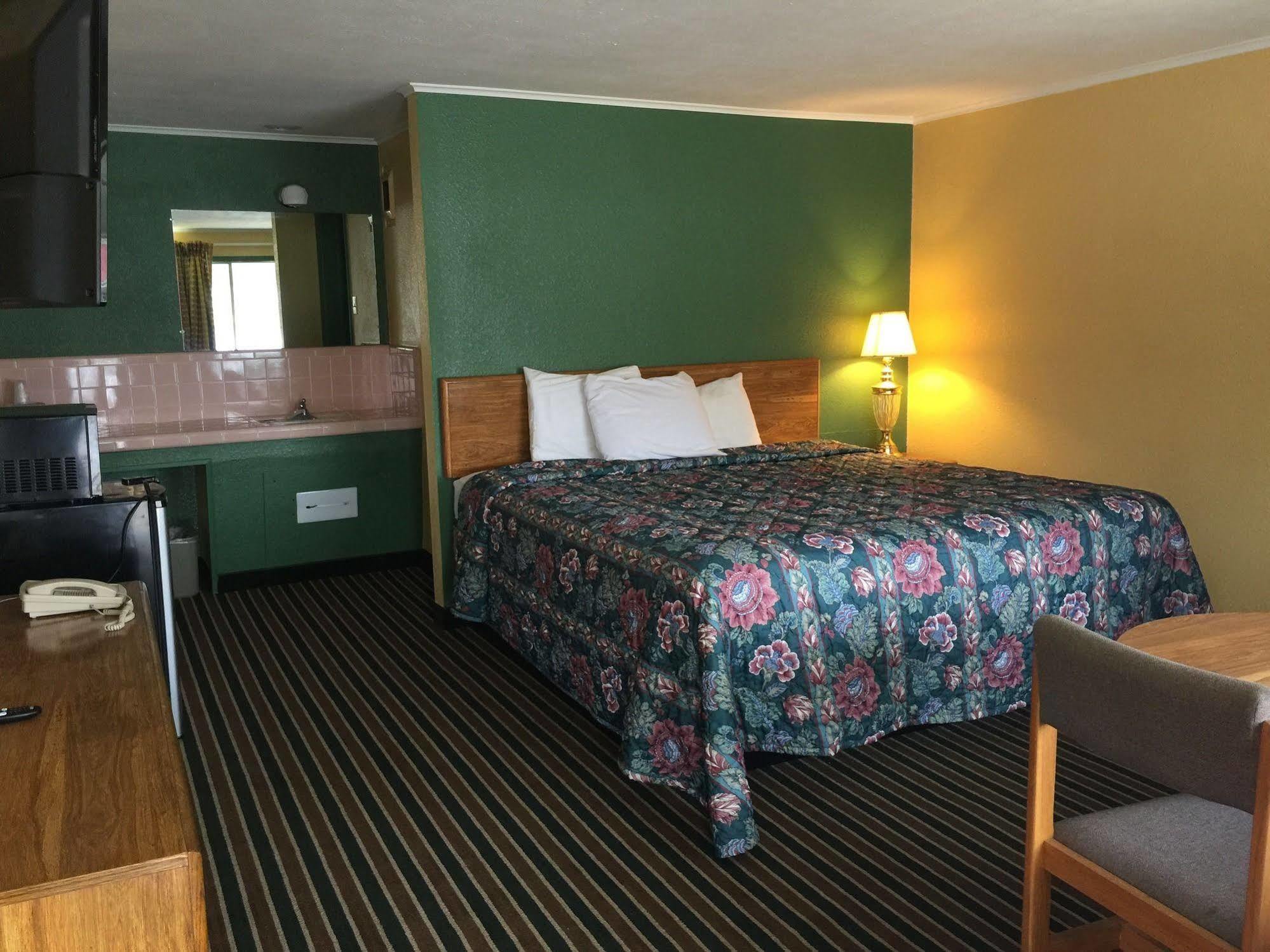 Family Budget Inn Харисън Екстериор снимка