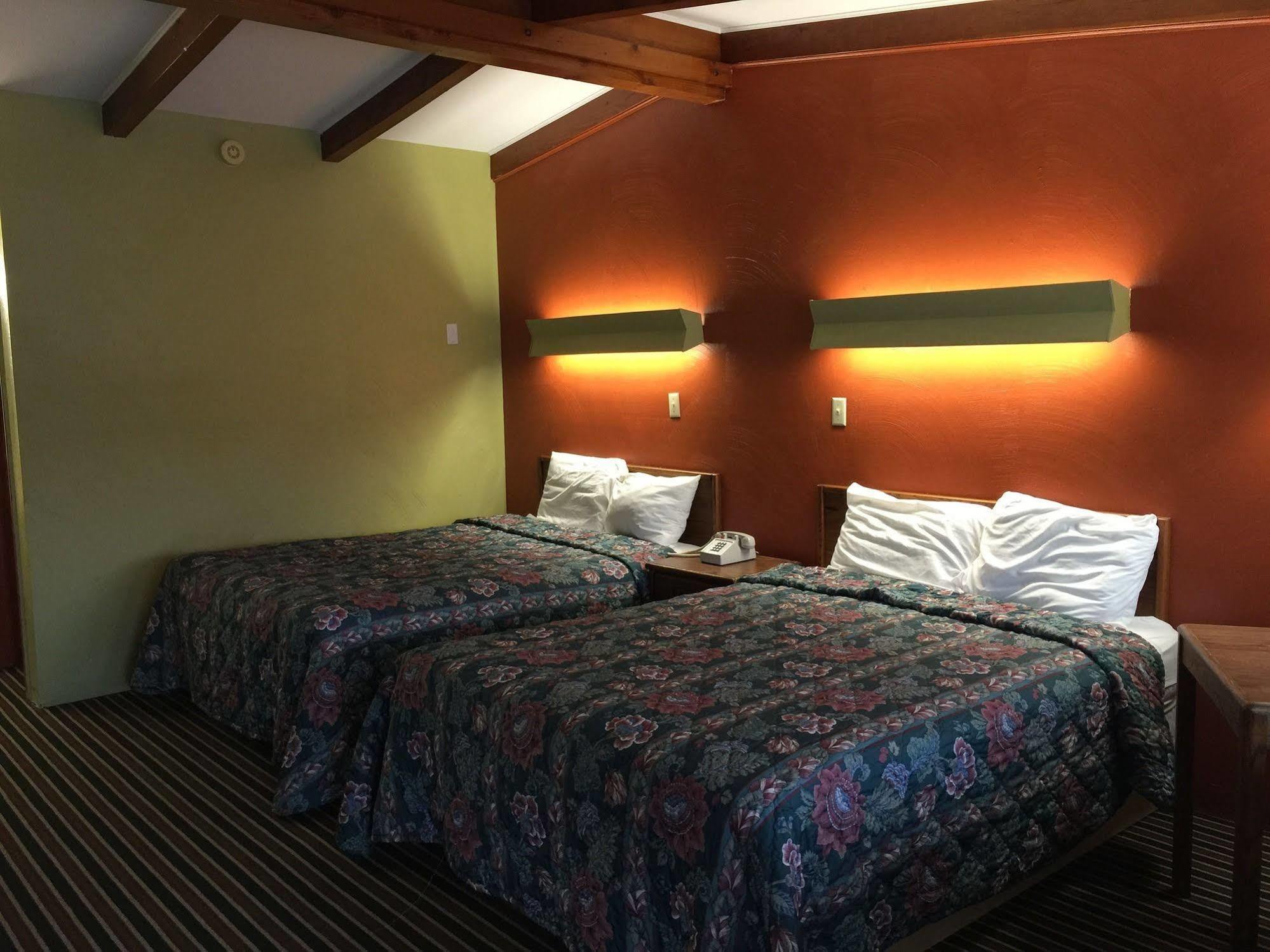 Family Budget Inn Харисън Екстериор снимка